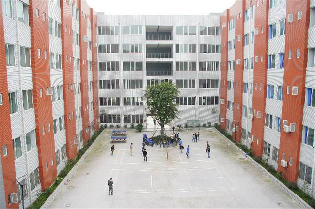 四川自贡市高级技工学校图片、照片 四川自贡市高级技工学校图片、照片