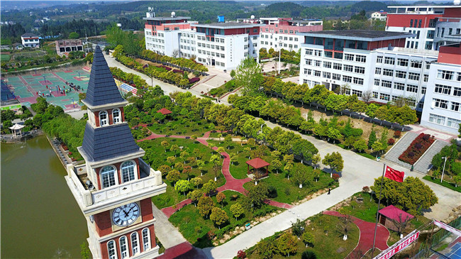 四川汽车职业技术学院图片、照片 四川汽车职业技术学院图片、照片