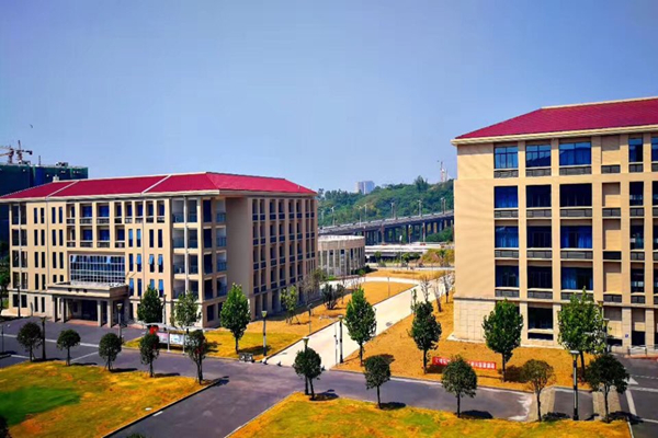 泸州职业技术学院 泸州职业技术学院