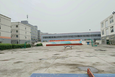 成都青华计算机职业学校招生办联系电话