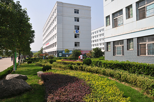 成都育华职业学校医护专业2025年招生简章