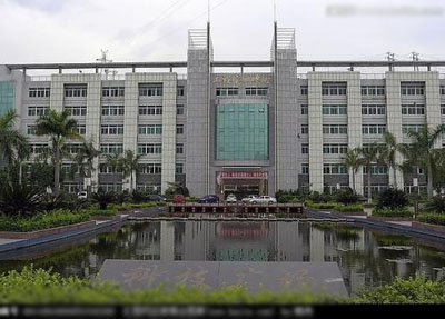 ææè±æå¸å­¦æ ¡