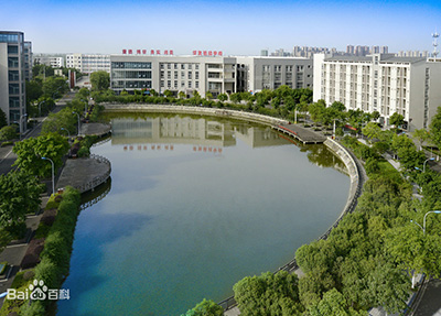 学校面向全国招生，都