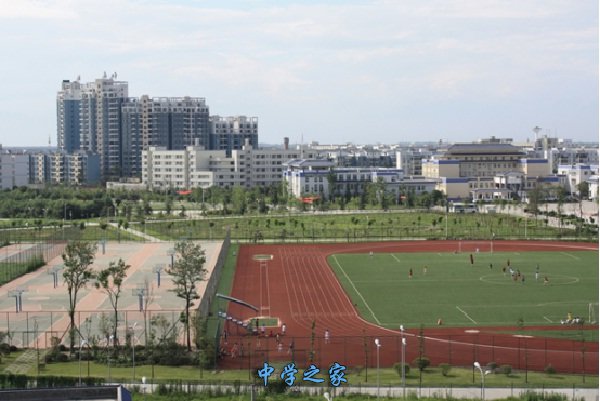 四川交通职业技术学院有几个教学区_招生省外的学生吗